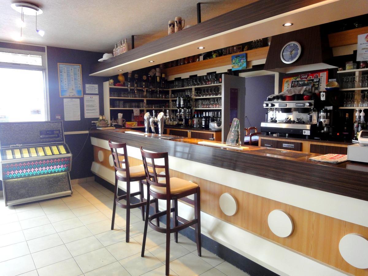 Hotel Restaurant La Grenouillere Vitré Εξωτερικό φωτογραφία